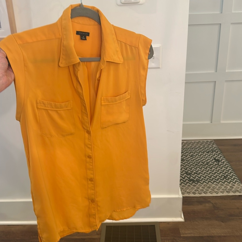 Orange Ann Taylor top ; size S